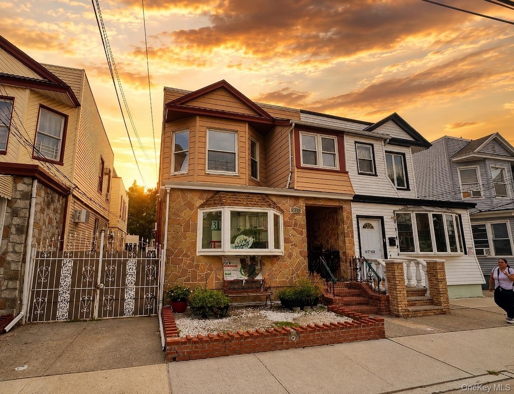 10716 112th Street - Photo 0
