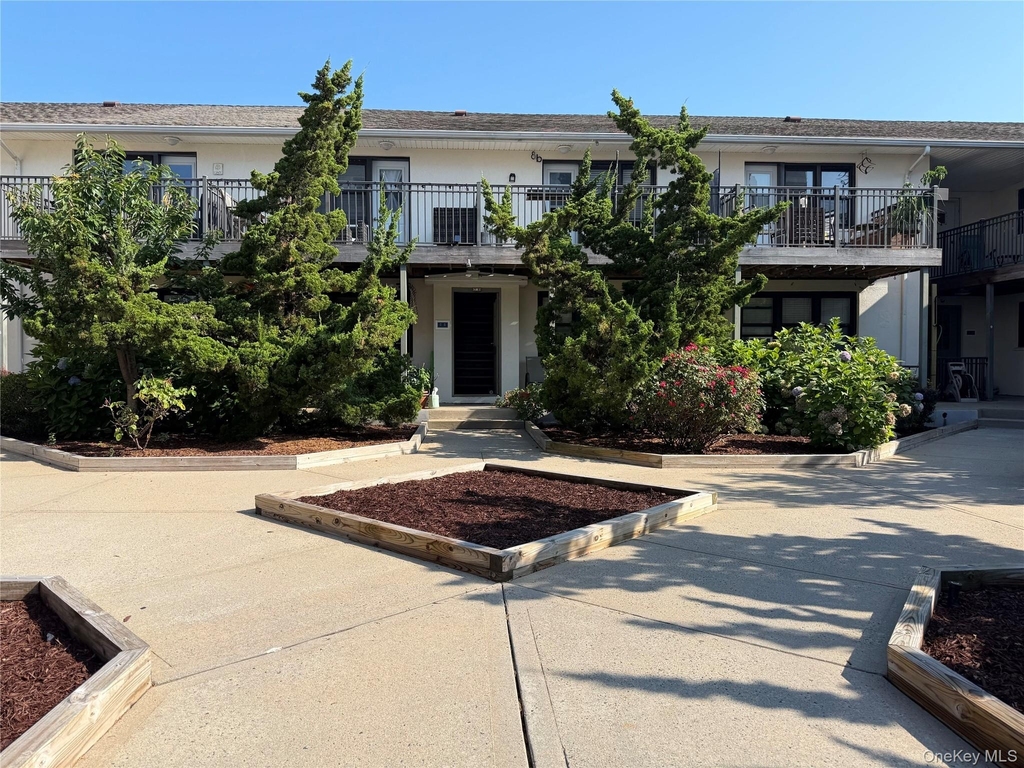 65 W Broadway - Photo 1
