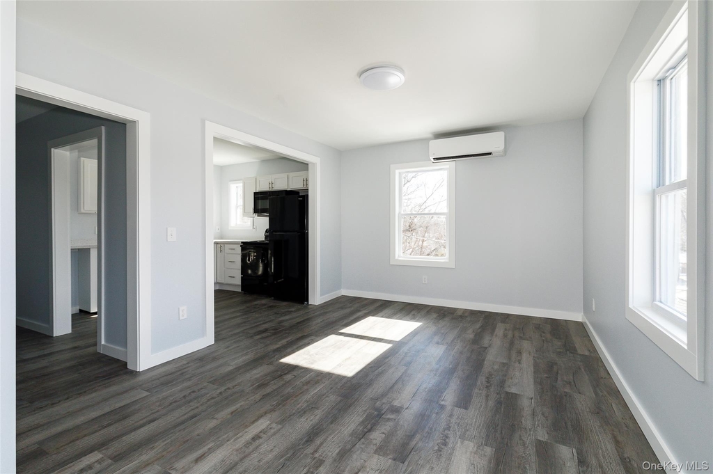68 Clark Street - Photo 5