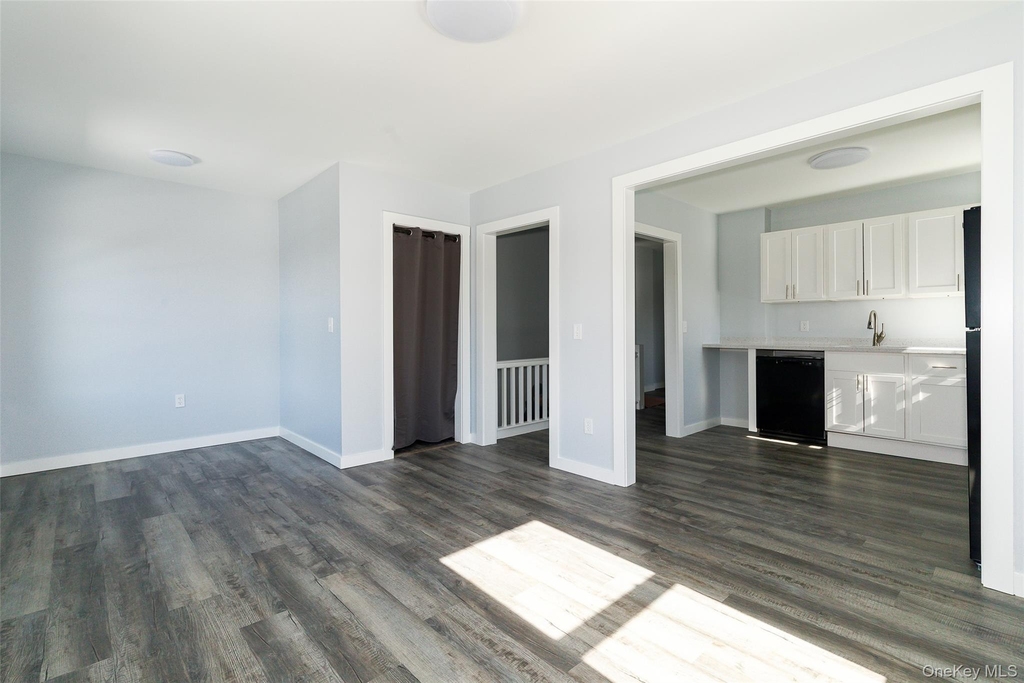 68 Clark Street - Photo 3