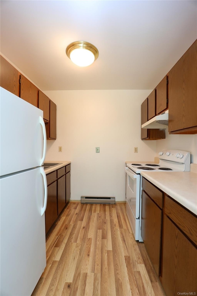 126 Main Street - Photo 10
