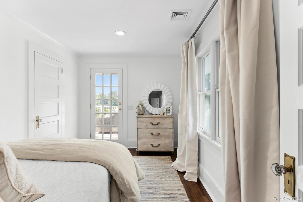 1 Bishop Avenue - Photo 13