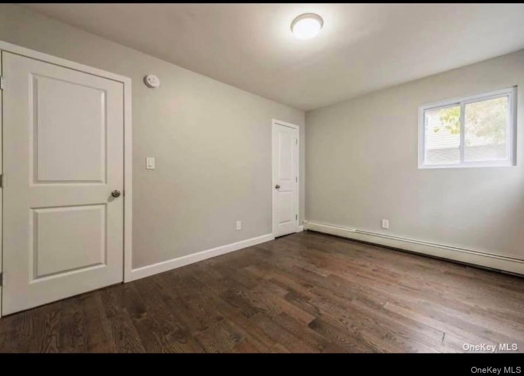 88 Ralph Avenue - Photo 8