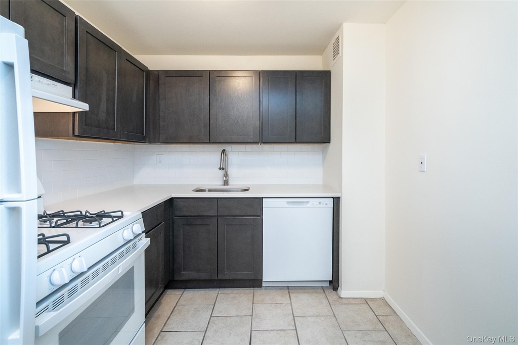 125 Lake Street - Photo 9