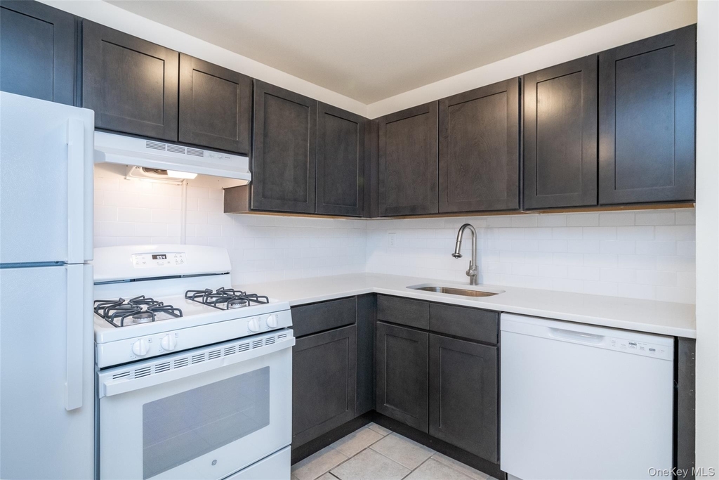 125 Lake Street - Photo 11