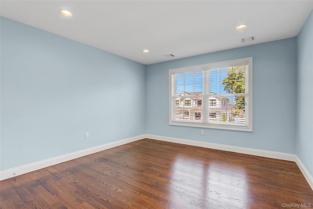 11 Lillian Lane - Photo 17