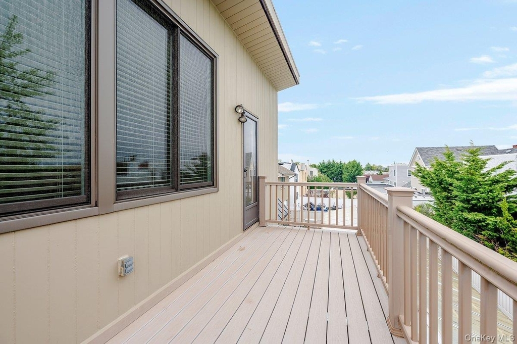 40 Cayuga Avenue - Photo 26
