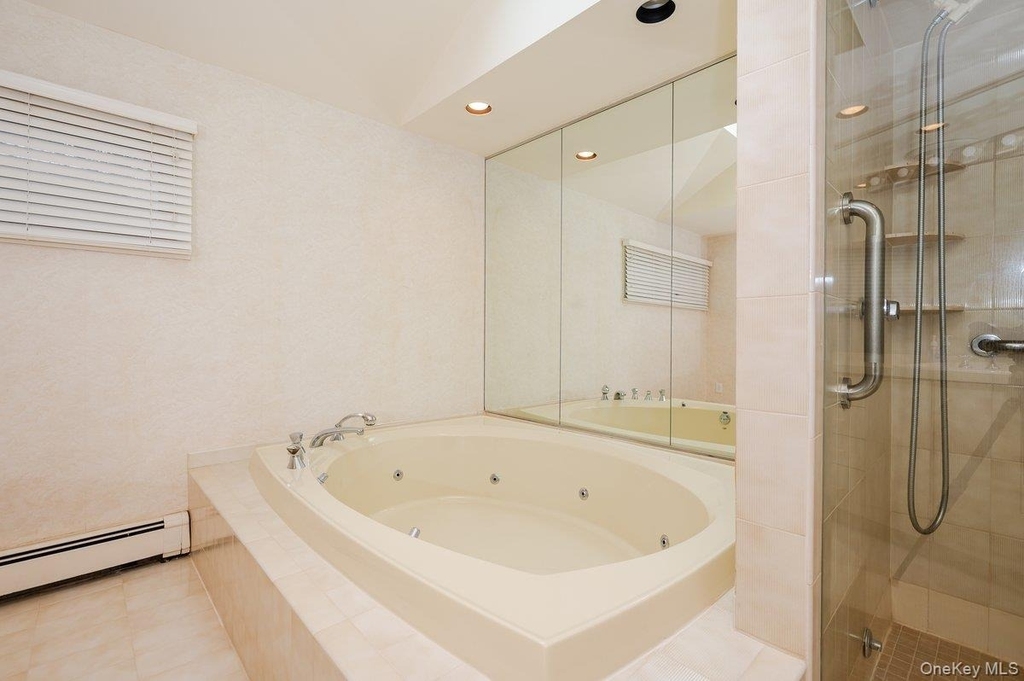 40 Cayuga Avenue - Photo 23