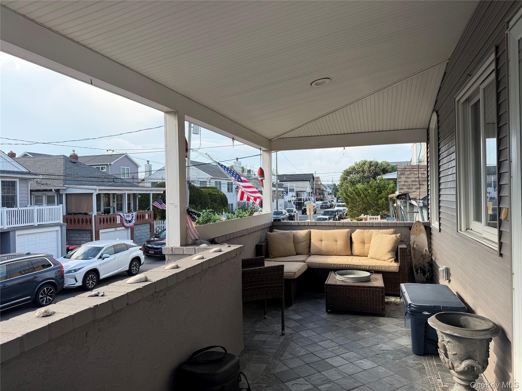60 Trenton Avenue - Photo 16