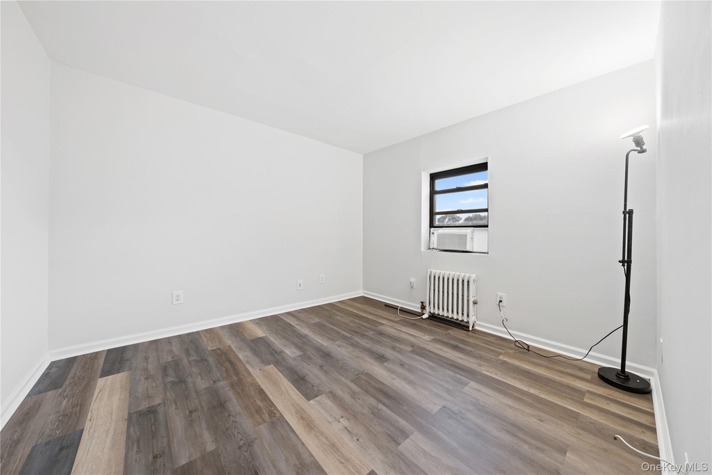 240 Halstead Avenue - Photo 4