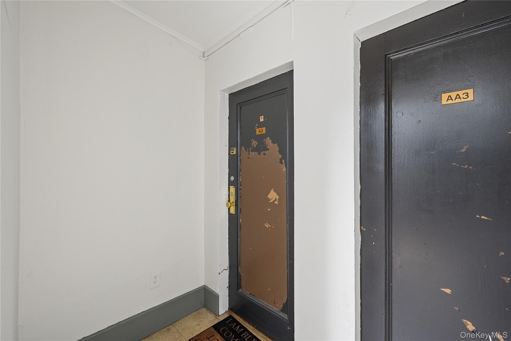 240 Halstead Avenue - Photo 11