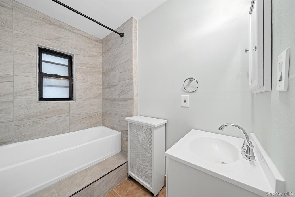 240 Halstead Avenue - Photo 9