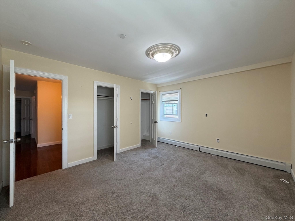 422 E Chester Street E - Photo 11