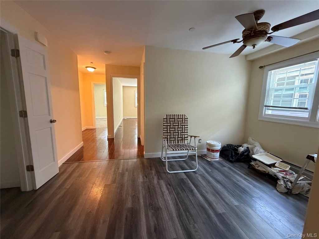 422 E Chester Street E - Photo 8