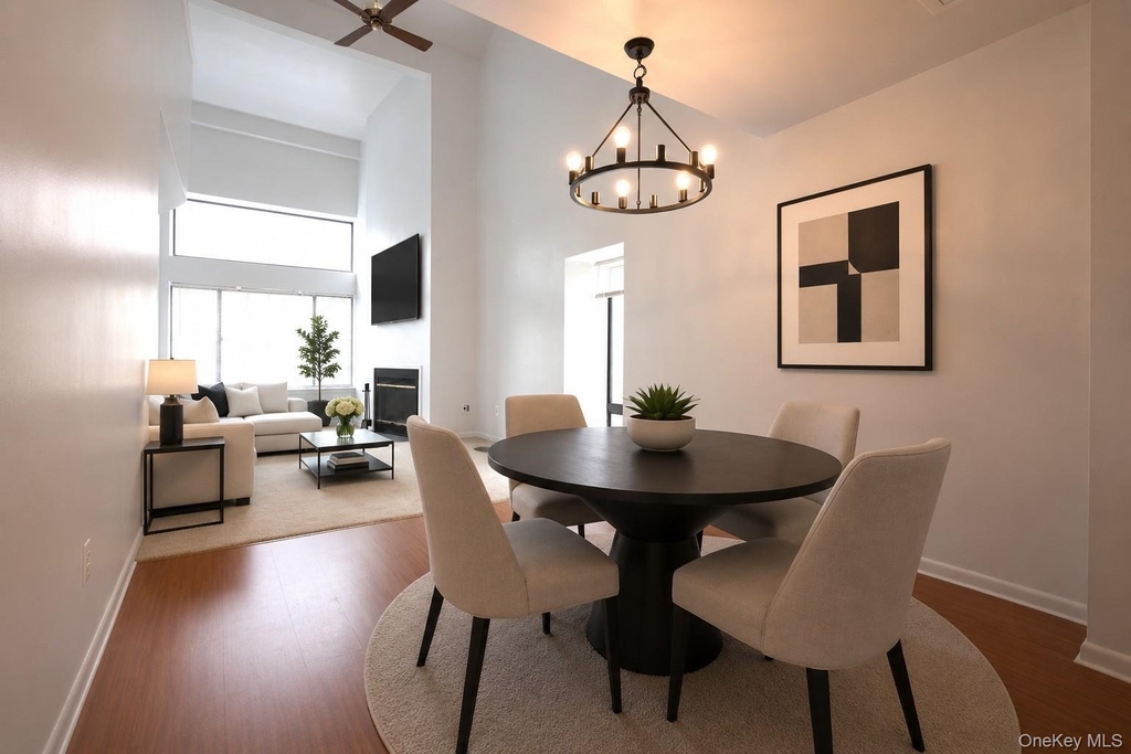 352 N Greeley Avenue - Photo 13