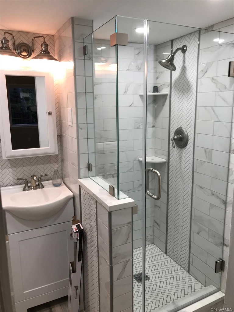 109 West Park Avenue - Photo 4