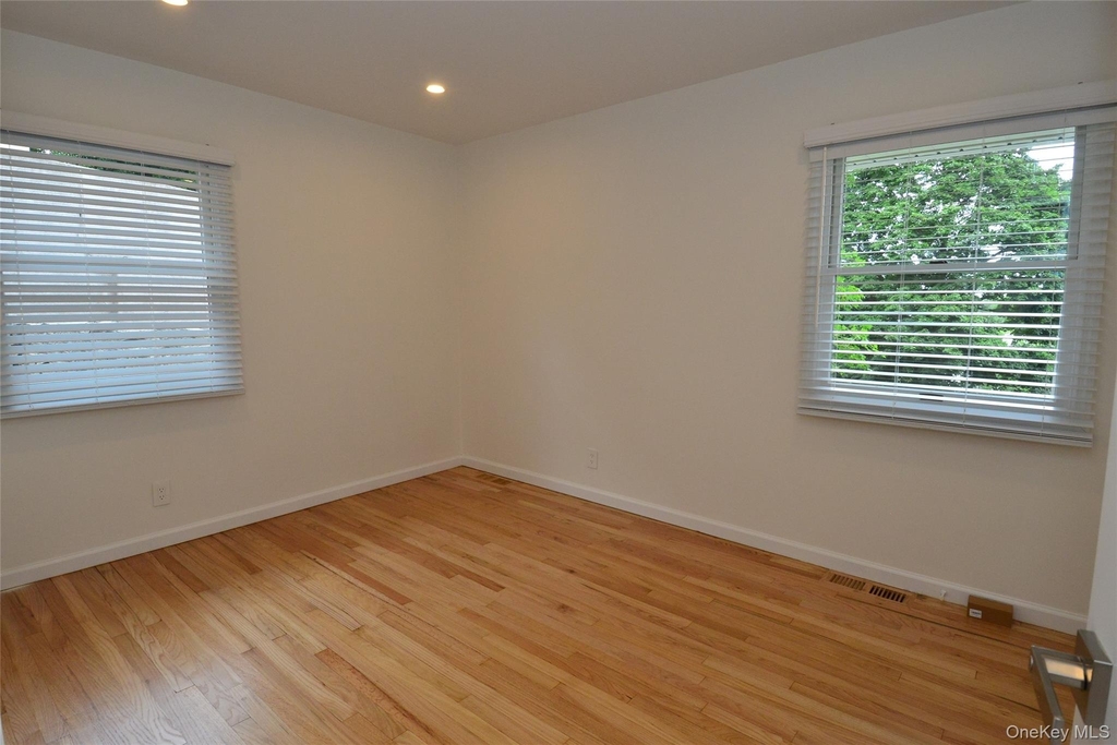 33 Terrace Place - Photo 11