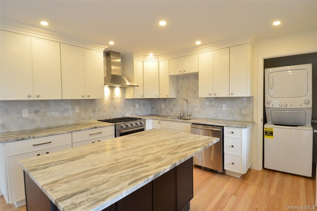 33 Terrace Place - Photo 3