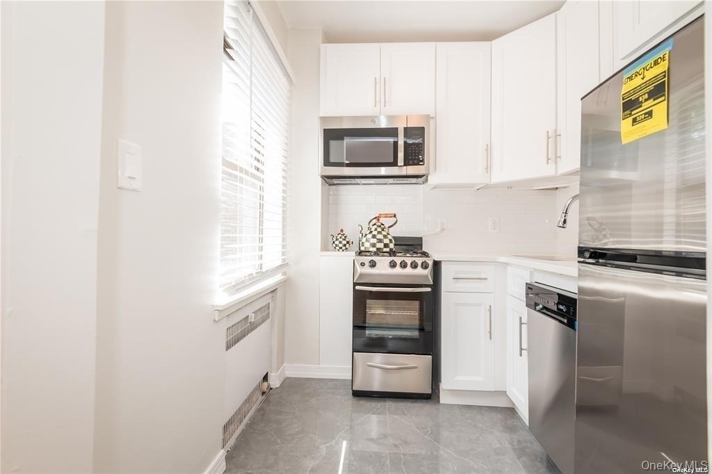 7 Bond Street - Photo 3