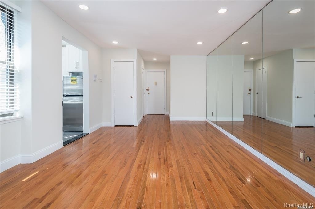 7 Bond Street - Photo 7