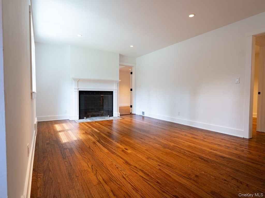 23 Salem Road - Photo 1