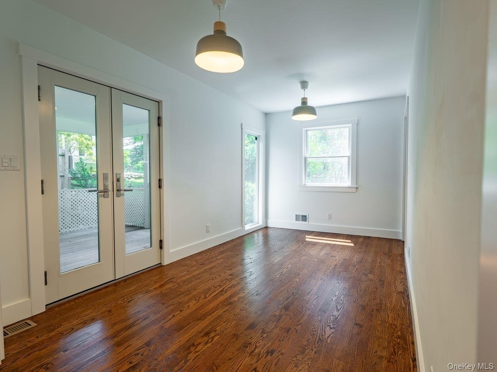 23 Salem Road - Photo 3