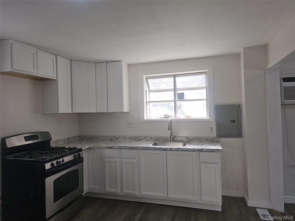 84 State Avenue - Photo 4