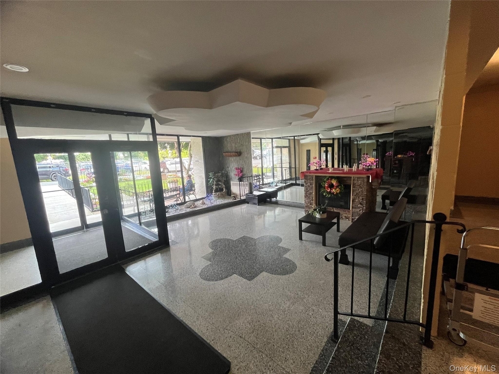 52 Yonkers Terrace - Photo 11