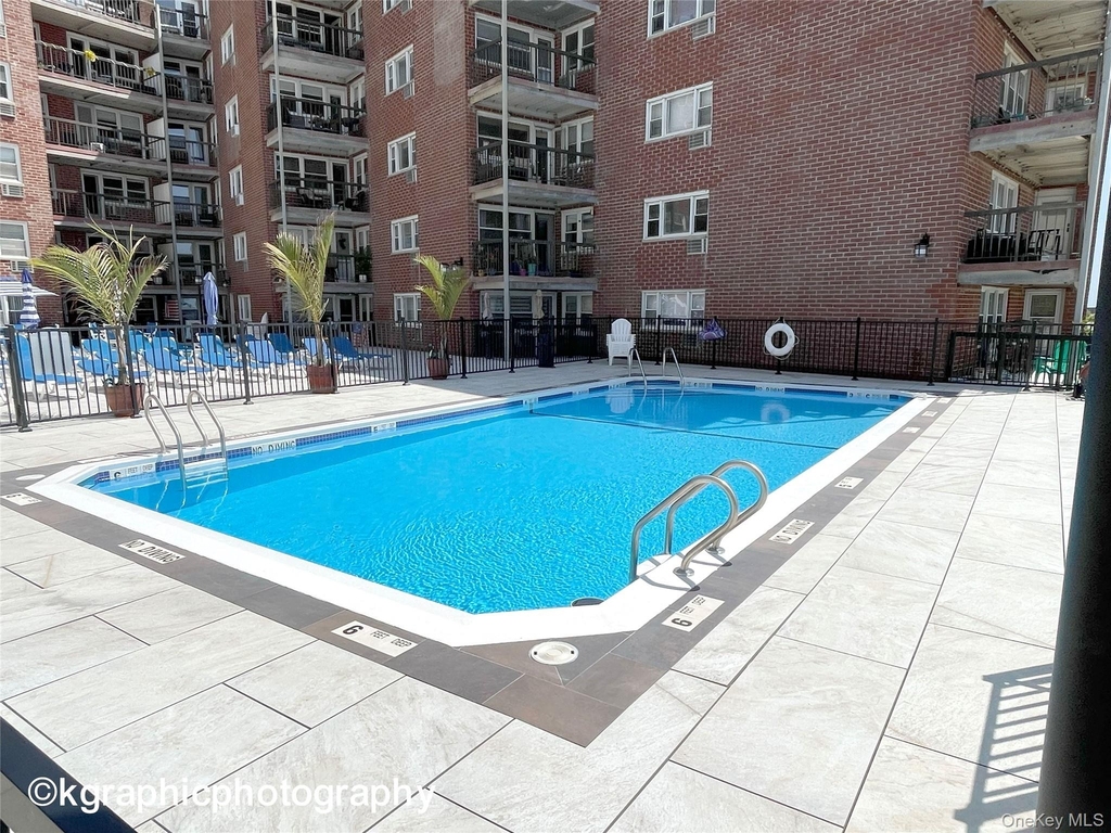 750 Shore Road - Photo 14