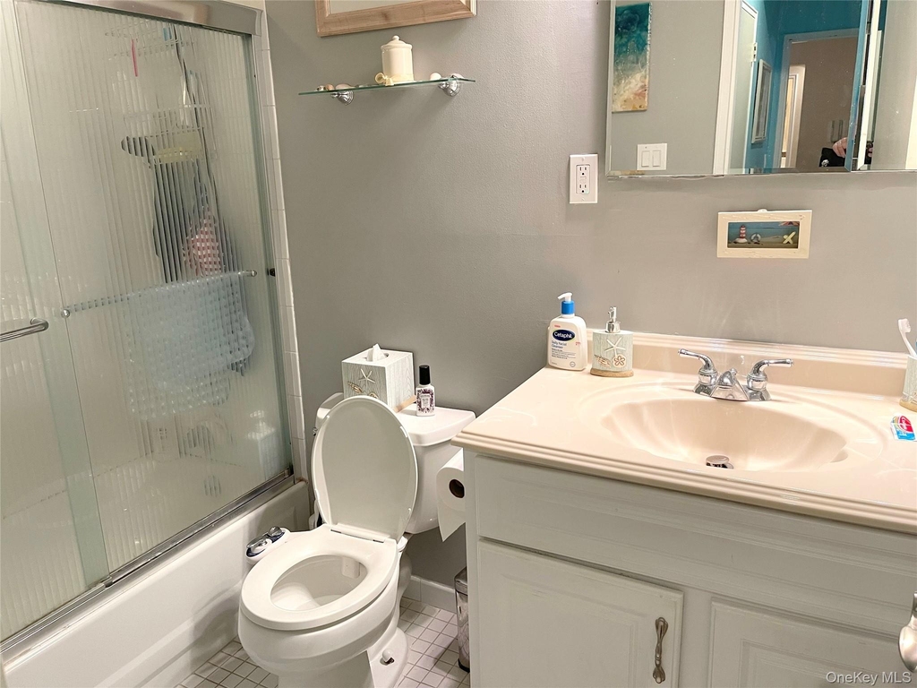 750 Shore Road - Photo 13