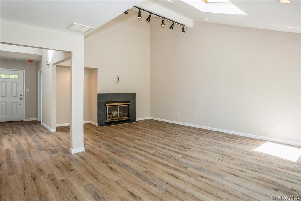 9 N Mcconnell Avenue - Photo 4