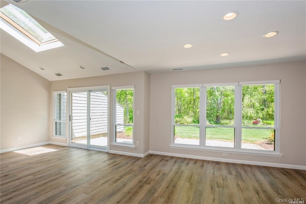 9 N Mcconnell Avenue - Photo 5