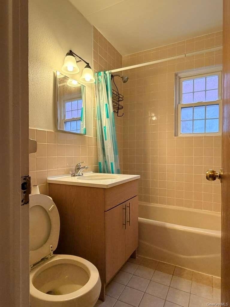 7731 166th Street - Photo 8