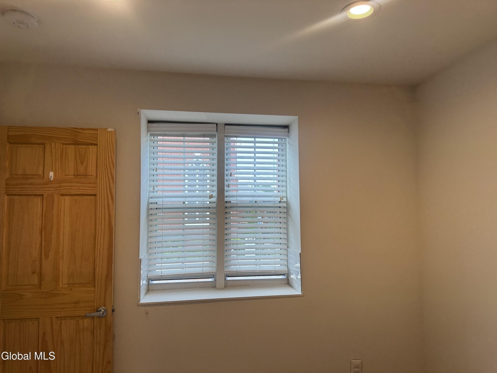 33-35 Third Street - Photo 10