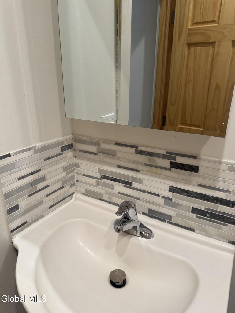33-35 Third Street - Photo 3