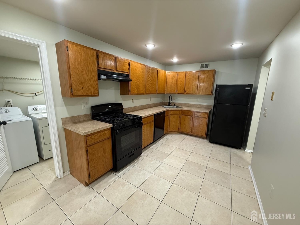 220 Copeley Way - Photo 3