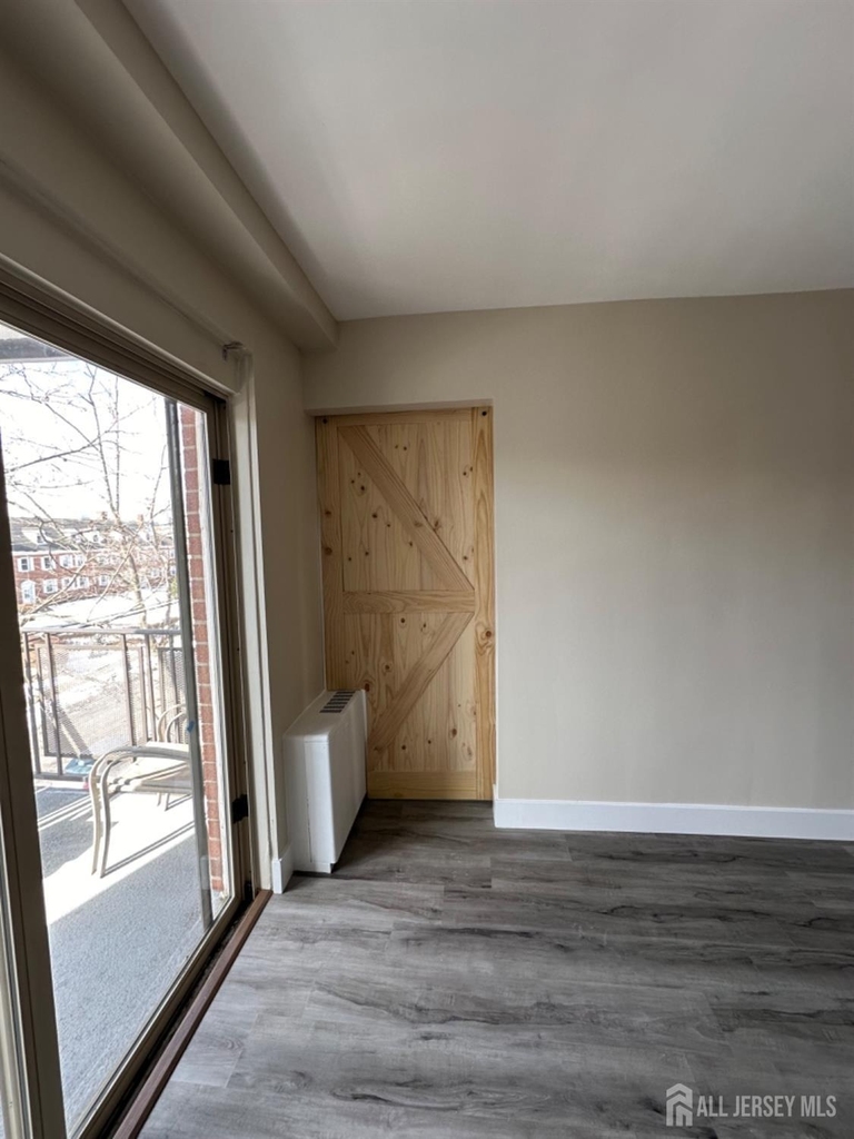 123 S Adelaide Avenue - Photo 8