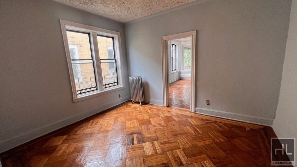593 Miller Avenue - Photo 3
