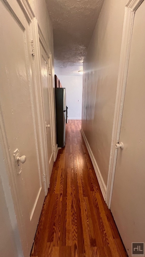 593 Miller Avenue - Photo 12