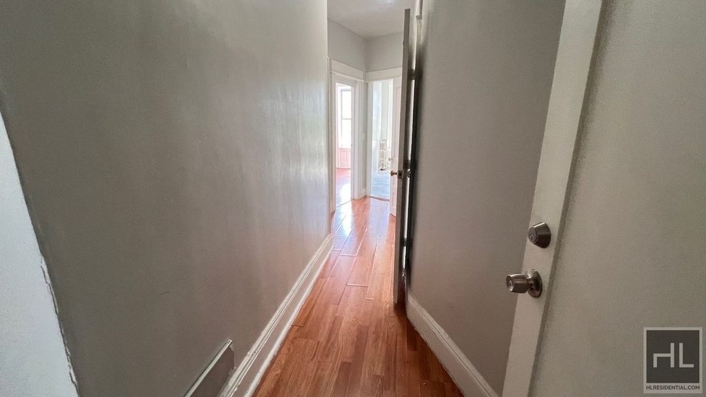 9746 Drew Street - Photo 9