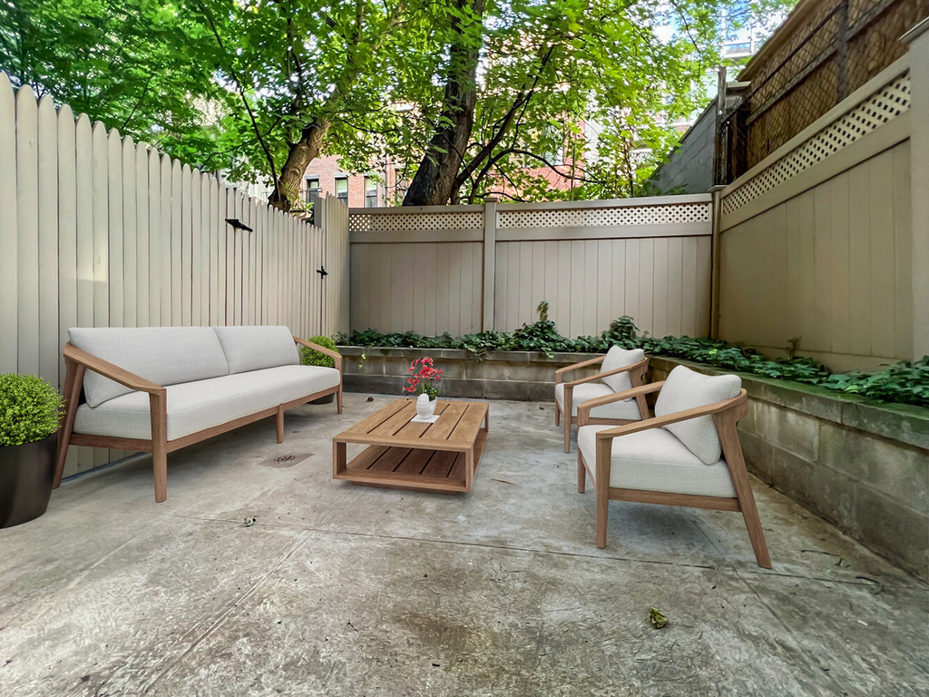 130 E 93rd Street - Photo 4