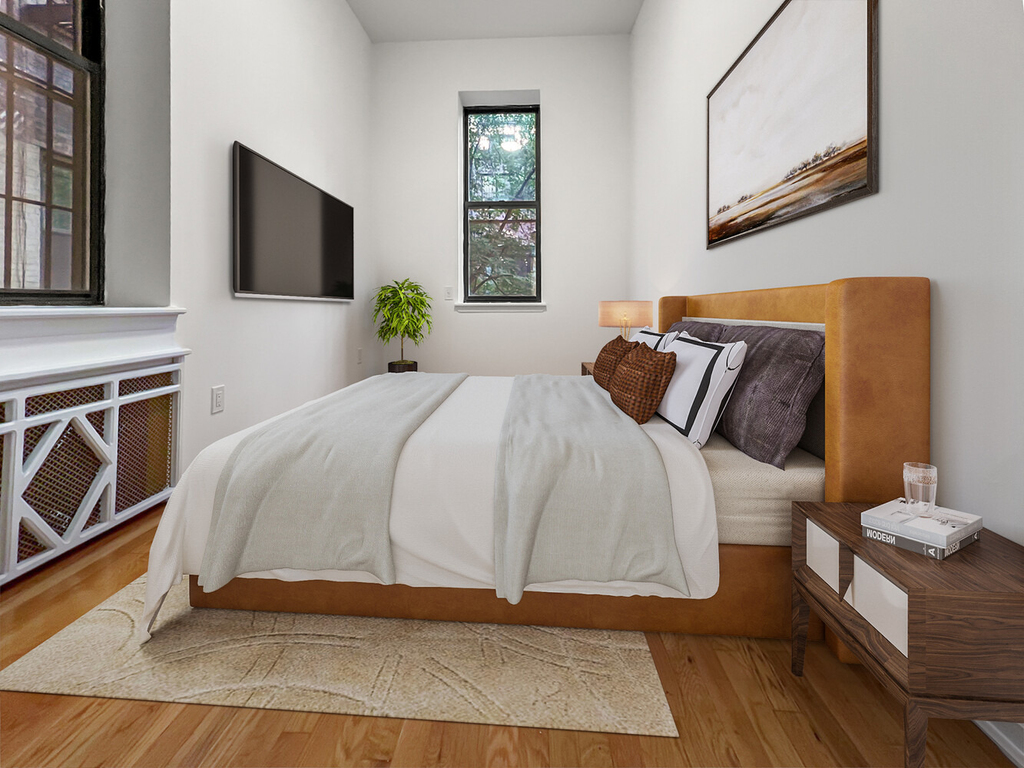 130 E 93rd Street - Photo 1
