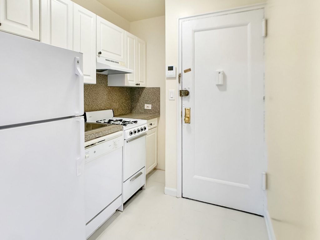 151 E 81st Street - Photo 1