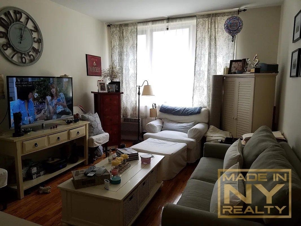 171 E 77th Street - Photo 0