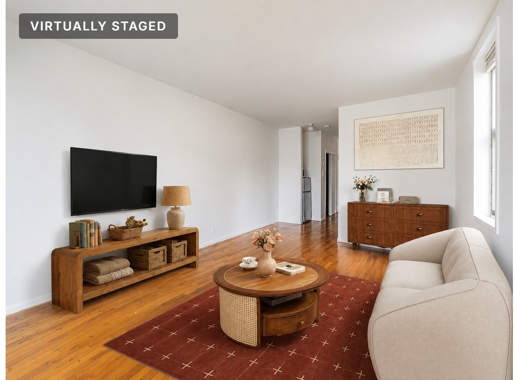 229 E 29th Street - Photo 2