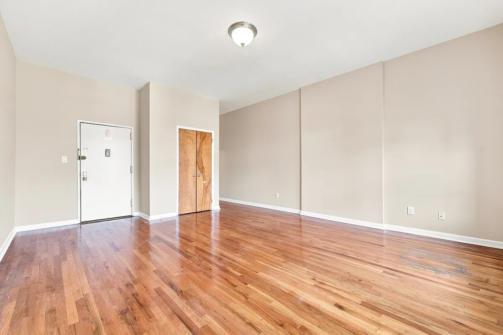 114 W 136th Street - Photo 2