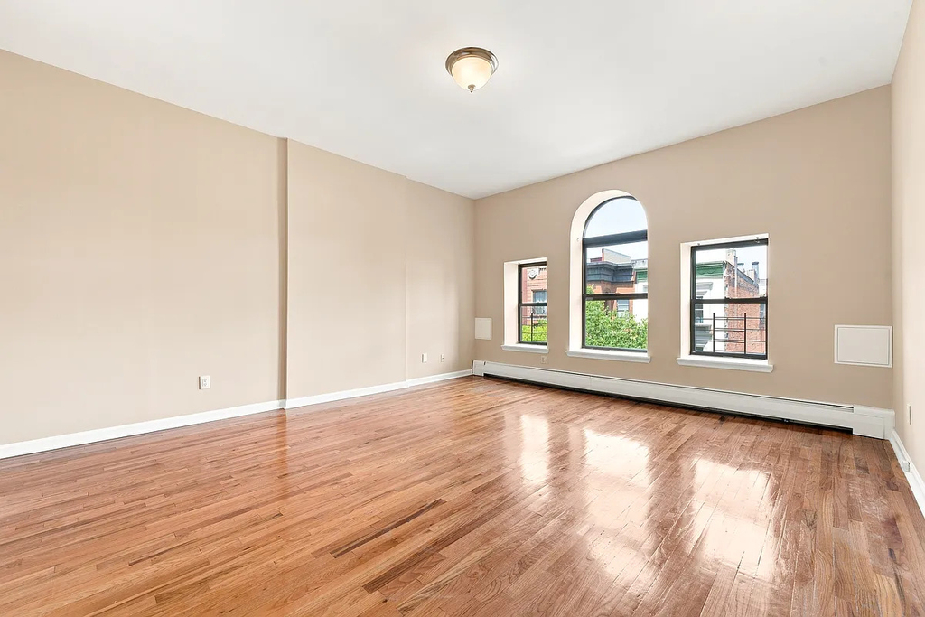 114 W 136th Street - Photo 5