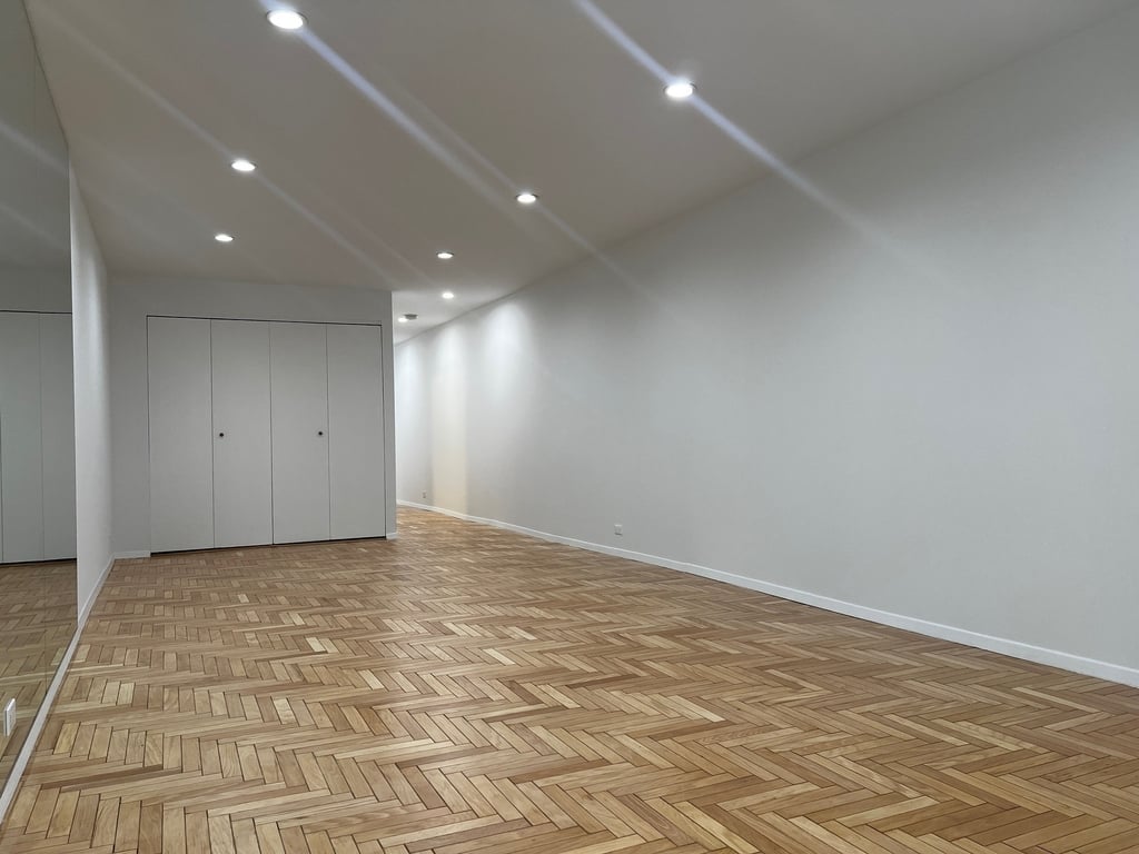 106 Central Park S - Photo 2