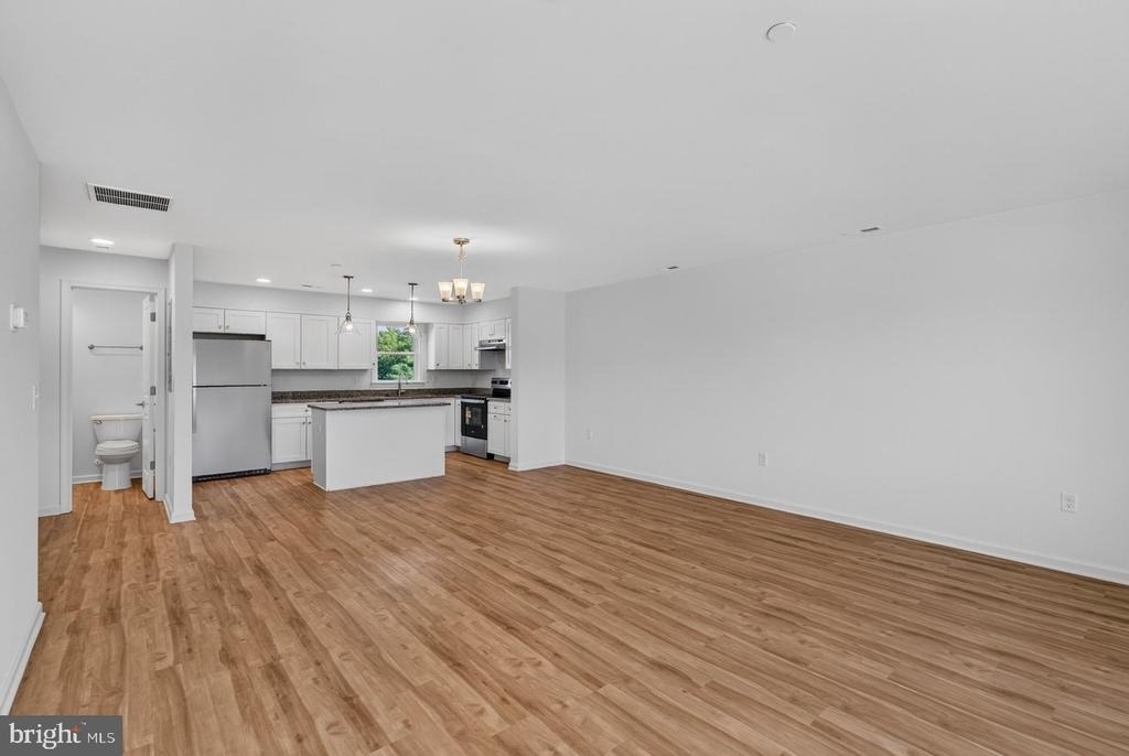961 Woodstock Commons Drive - Photo 19