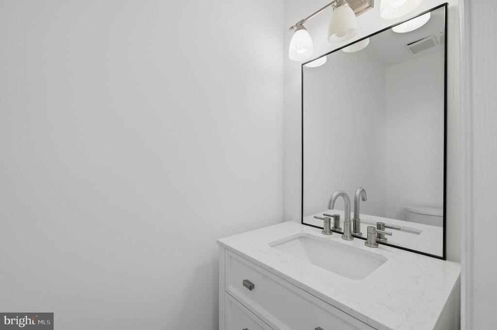 46601 Carriage Court - Photo 3